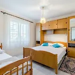 Fidelis - One Bedroom With Terrace And Garden View 3 Apartmán