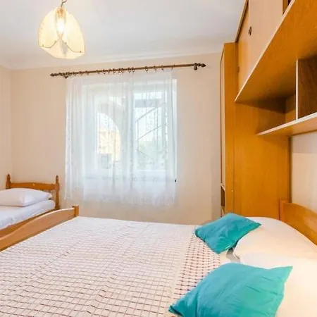 Apartment Fidelis - One Bedroom With Terrace And Garden View 3 Trogir
