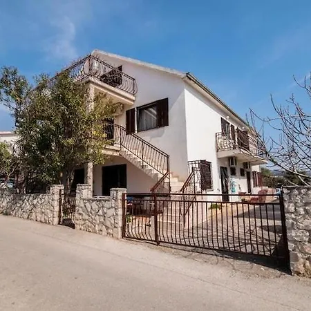 Apartment Fidelis - One Bedroom With Terrace And Garden View 3 *