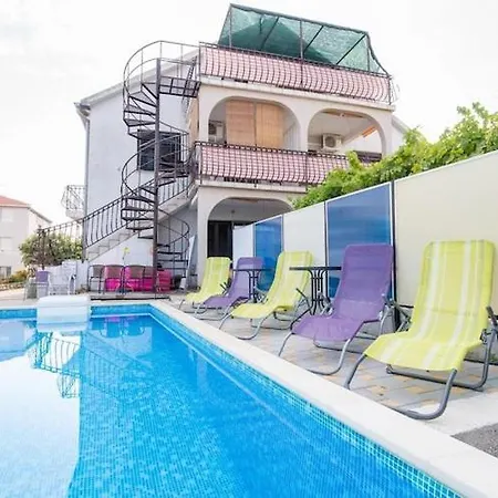 Fidelis - One Bedroom With Terrace And Garden View 3 Trogir