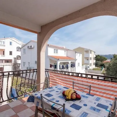Fidelis - One Bedroom With Terrace And Garden View 3 *